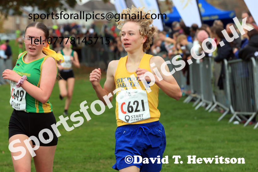Boys Under-15s relay, 2025 Northern Cross Country Relays, Graves Park, Sheffield. Photo: David T. Hewitson/Sports for All Pics